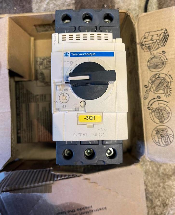 Schneider MOTOR CIRCUIT BREAKER, Hobby & Loisirs créatifs, Composants électroniques, Comme neuf, Enlèvement ou Envoi