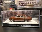 Mercedes Benz 200 D - James Bond, Hobby en Vrije tijd, Modelauto's | 1:43, Ophalen of Verzenden, Gebruikt, Auto, Universal Hobbies