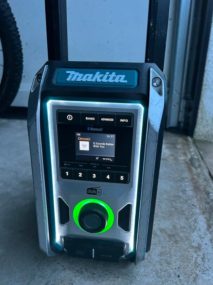 Makita DMR 115 bouwradio, Audio, Tv en Foto, Karaoke-apparatuur, Zo goed als nieuw, Ophalen