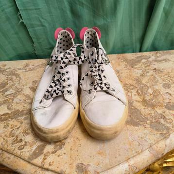 Witte platte damesschoenen Mickey (Disney) maatje 39 beschikbaar voor biedingen