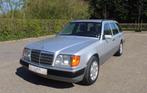 Oldtimer - Mercedes E280 - W124 - Leder, automaat etc., Automaat, Achterwielaandrijving, 5 deurs, Zilver of Grijs