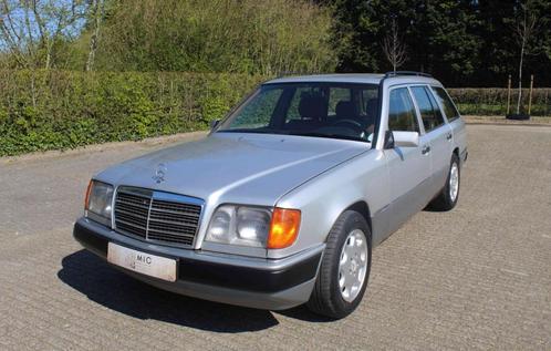 Oldtimer - Mercedes E280 - W124 - Leder, automaat etc., Auto's, Oldtimers, Bedrijf, Airconditioning, Boordcomputer, Centrale vergrendeling