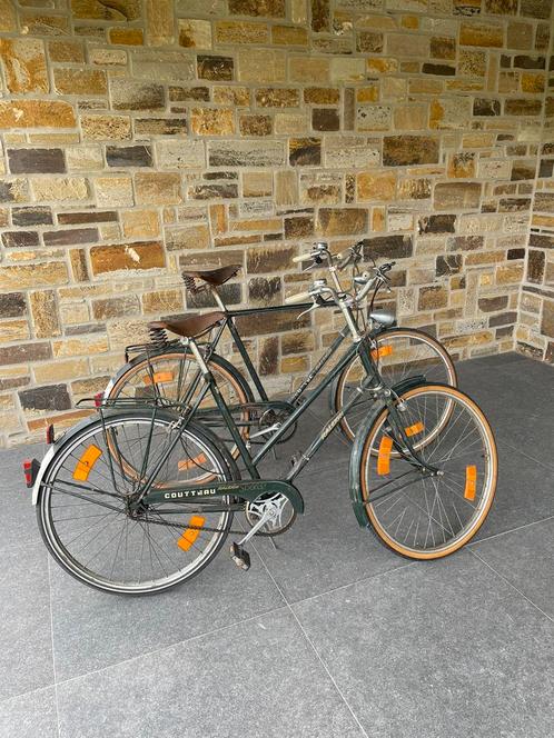 2 Vélos RALEIGH « OLDTIMERS » homme et femme/ selle BROOKS, Fietsen en Brommers, Fietsen | Oldtimers, 55 tot 59 cm, Jaren '60 of nieuwer
