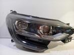KOPLAMP RECHTS Renault Megane IV Estate (RFBK) (260108478R), Auto-onderdelen, Gebruikt, Renault