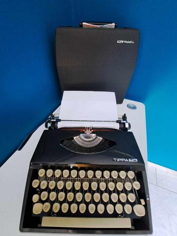 Machine à écrire Adler Tippa S vintage