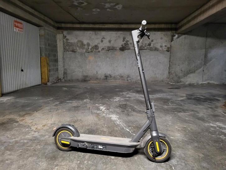 Elektrische step Ninebot Segway G30 Max, Fietsen en Brommers, Steps, Zo goed als nieuw, Elektrische step (E-scooter), Ophalen