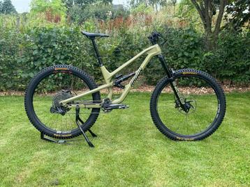 Mountainbike/Vtt Radon Swoop CF 9.0 Maat Medium disponible aux enchères