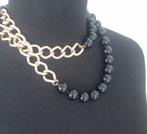 TITTO; HALSKETTING., Ophalen of Verzenden