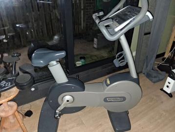 Technogym upright bike, pro trainingsmaatje voor deze winter beschikbaar voor biedingen