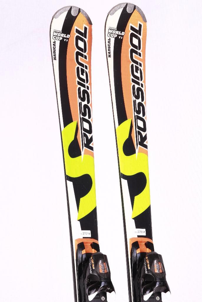 160 skis ROSSIGNOL RADICAL WORLD CUP, Sports & Fitness, Ski & Ski de fond, Utilisé, Skis, Rossignol, Carving, 160 à 180 cm, Envoi