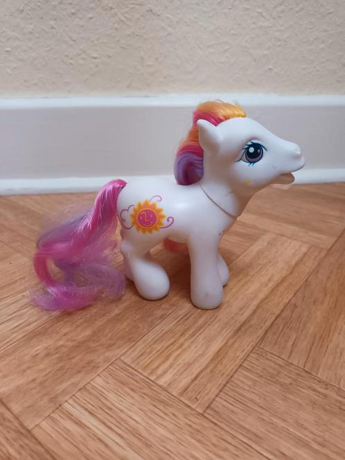 My Little Pony - Sunny Daze - 2002, Kinderen en Baby's, Speelgoed | My Little Pony, Gebruikt, Ophalen of Verzenden