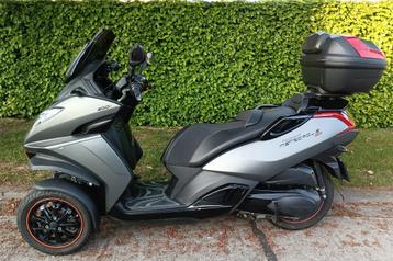 Peugeot Metropolis RS- Trottinette 3 roues 400cc -, Enlèvement, 1 cylindre, 12 à 35 kW