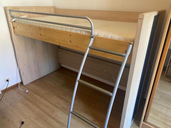 Halfhoogslaper met ladder, Huis en Inrichting, Slaapkamer | Bedden, Gebruikt, Eenpersoons, 90 cm, 200 cm, Hout, Bruin, Ophalen