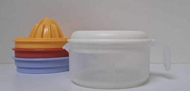 Tupperware™ « Koksmaatjes » veelkleurig, Huis en Inrichting, Keuken | Tupperware, Nieuw, Bak of Kom, Blauw, Geel, Wit, Bruin, Oranje