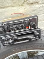 2 x autoradio / cassette , werkend , oldtimer, Auto diversen, Autoradio's, Ophalen of Verzenden, Gebruikt