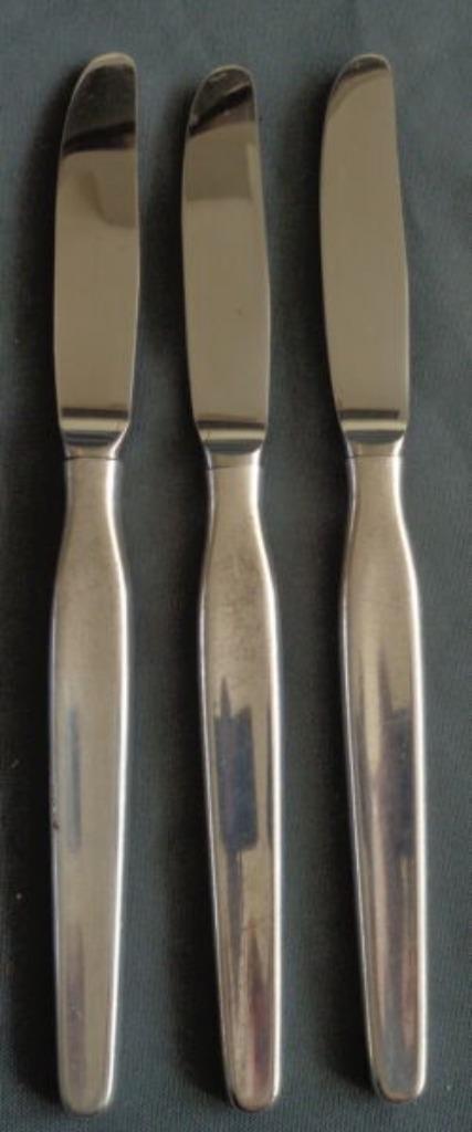 KELTUM INGRID 3x couteau de table argenté 22,5cm set de cout, Maison & Meubles, Cuisine | Couverts, Utilisé, Enlèvement ou Envoi