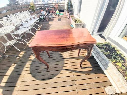 Te koop: Antieke houten kaarttafel

Prachtige oude houten ka, Antiek en Kunst, Antiek | Meubels | Tafels, Ophalen