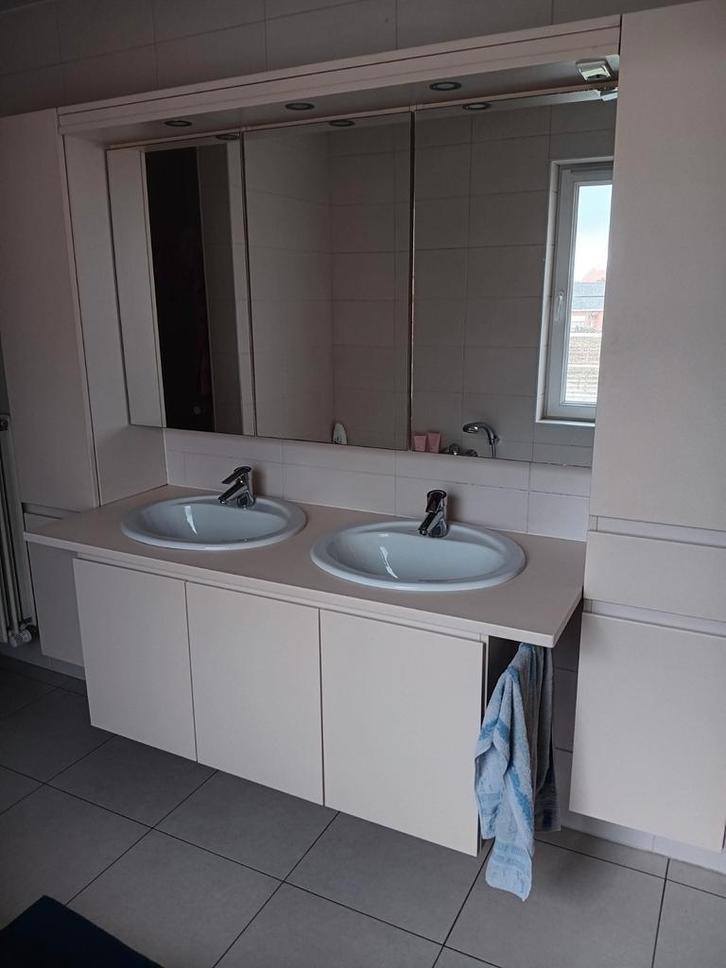 Badkamermeubel met 2 lavabo's en verlichte spiegelkast, Huis en Inrichting, Badkamer | Complete badkamers, Ophalen