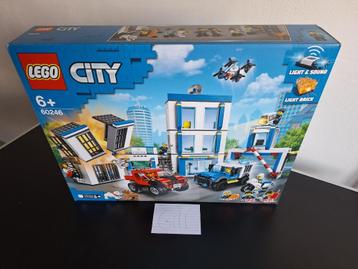Lego City 60246 - Politiebureau beschikbaar voor biedingen