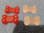Magneetjes hondenbot in etui., Verzamelen, Speldjes, Pins en Buttons, Ophalen, Zo goed als nieuw, Dier of Natuur