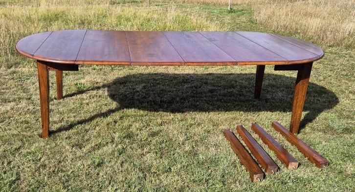 Grote massieve tafel van exotisch hout, Huis en Inrichting, Tafels | Eettafels, Gebruikt, 100 tot 150 cm, Overige houtsoorten