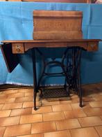 Antieke naaimachine “The Bercley “, Ophalen