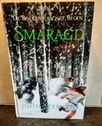 Smaragd - De Boeken Van Het Begin (hardcover), Ophalen of Verzenden, Zo goed als nieuw, John Stephens, Fictie