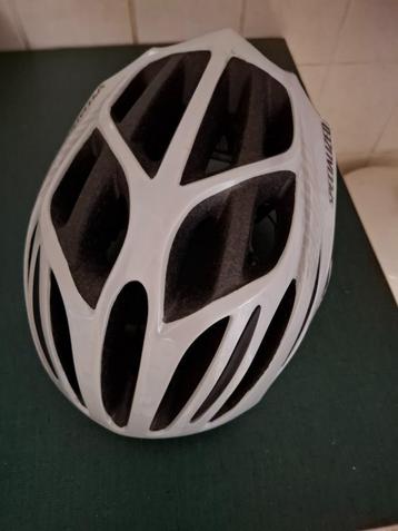 fietshelm beschikbaar voor biedingen