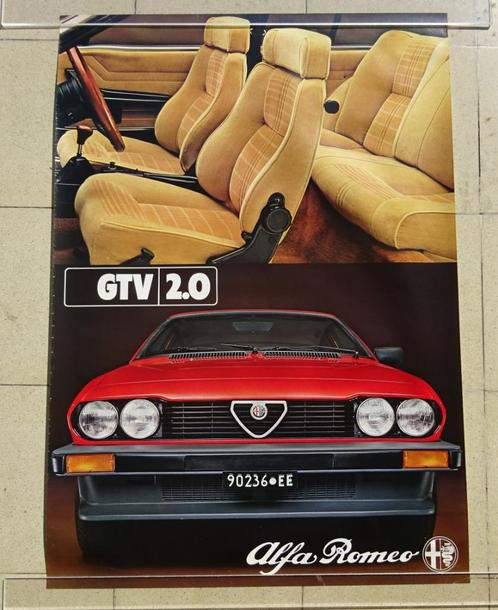 Originele garage poster Alfa Romeo GTV 2.0 van 1981 / 1982, Verzamelen, Automerken, Motoren en Formule 1, Zo goed als nieuw, Auto's