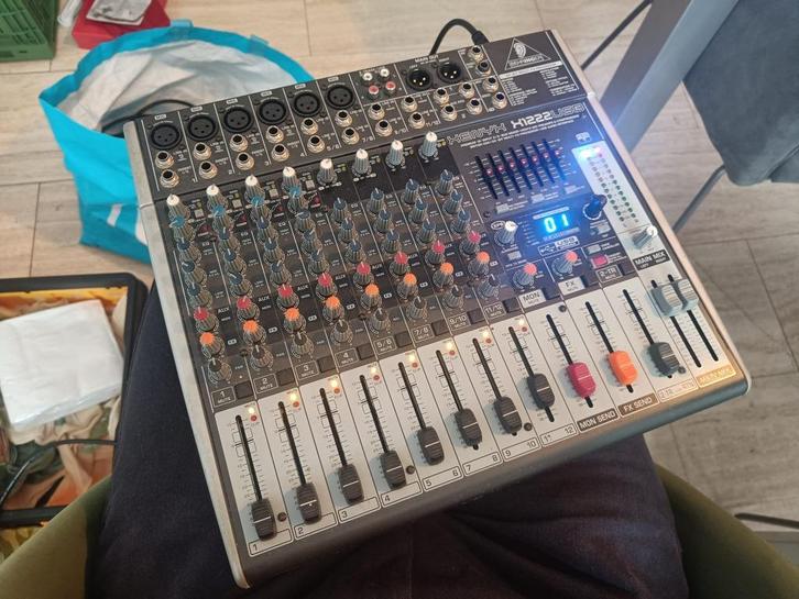 Behringer Xenyx X1222 USB, Muziek en Instrumenten, Mengpanelen, Zo goed als nieuw, 10 tot 20 kanalen, Ophalen