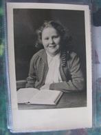 Photo d'école vintage fille 1, Collections, Enfant, Enlèvement ou Envoi, Photo, Comme neuf