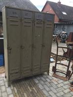 Authentieke oude Franse 4 - deurs lockerkasten Wiebers, Huis en Inrichting, Ophalen, Gebruikt, Metaal