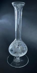 oud mondgeblazen handgeslepen soliflor vaasje, Antiek en Kunst, Antiek | Glaswerk en Kristal, Ophalen of Verzenden