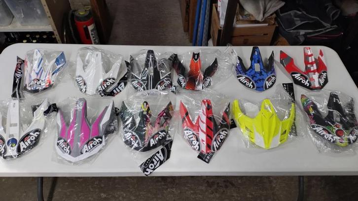 Helmkleppen  Airoh-Fox-LS2-HJC+diverse, Motoren, Kleding | Motorhelmen, Offroadhelm, M, Overige merken, Nieuw zonder kaartje, Ophalen of Verzenden