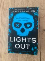 Lights out van Navessa Allen - Engels, Ophalen of Verzenden, Zo goed als nieuw, Navessa allen