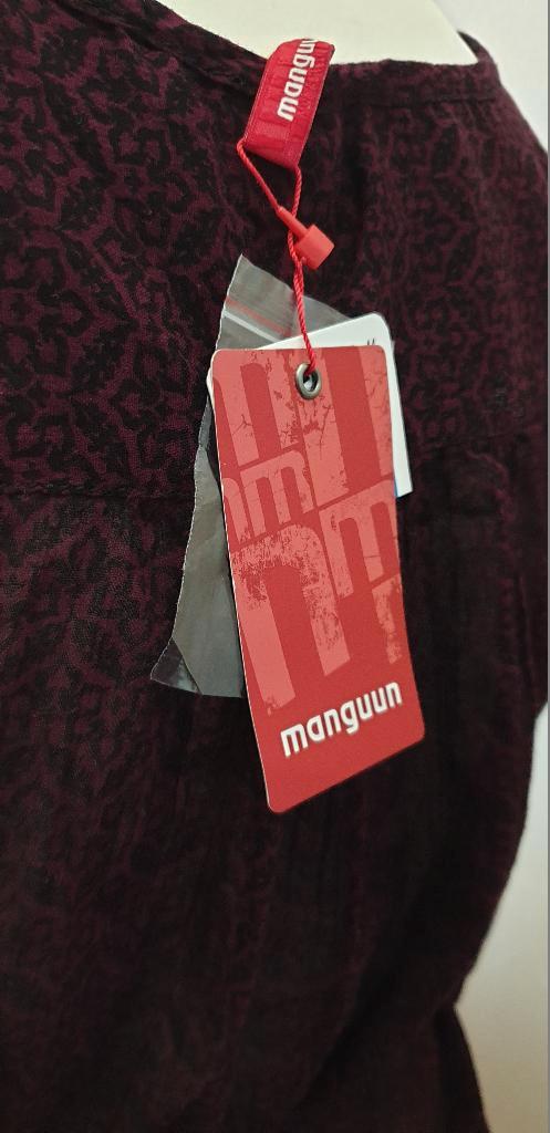 Article NEUF : Tunique Manguun - Taille 44, Vêtements | Femmes, Blouses & Tuniques, Neuf, Taille 42/44 (L), Rouge, Enlèvement ou Envoi