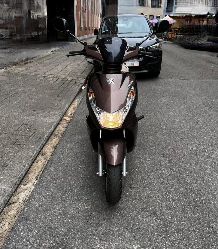 Peugeot Kisbee, Fietsen en Brommers, Scooters | Peugeot, Zo goed als nieuw, Overige modellen, Klasse B (45 km/u), Benzine, Ophalen