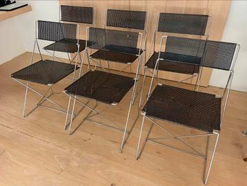 Vintage set X-line stoelen Niels Jørgen Haugesen beschikbaar voor biedingen
