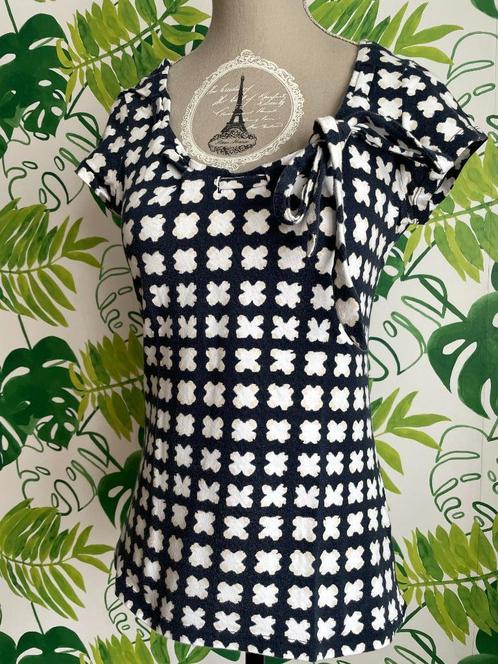 T-shirt Terre Bleue met grafische print - 38, Kleding | Dames, T-shirts, Zo goed als nieuw, Maat 38/40 (M), Blauw, Korte mouw
