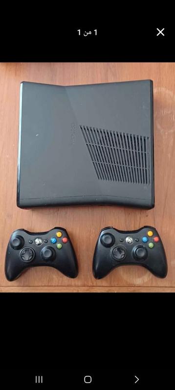  Xbox 360 met 2 controllers beschikbaar voor biedingen