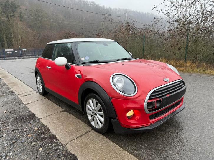 MINI COOPER 1.5 ESSENCE 136Cv 2018, Auto's, Mini, Bedrijf, Cooper, ABS, Achteruitrijcamera, Airbags, Airconditioning, Alarm, Apple Carplay
