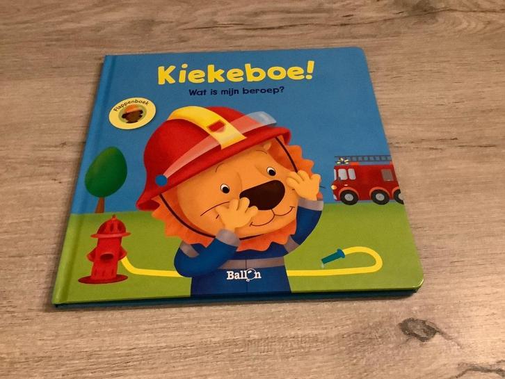 Kinder voorleesboek: Kiekeboe! Wat is mijn beroep? (2017), Boeken, Kinderboeken | Kleuters, Zo goed als nieuw, Non-fictie, 4 jaar
