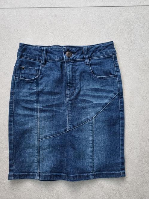 Jupe en jean - Esprit - taille 140, Enfants & Bébés, Vêtements enfant | Taille 140, Comme neuf, Fille, Robe ou Jupe, Enlèvement ou Envoi