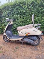 Scooter 50cc A klasse start en rijd goed papieren en sleutel, Fietsen en Brommers, Scooters | Vespa, Ophalen of Verzenden, Zo goed als nieuw