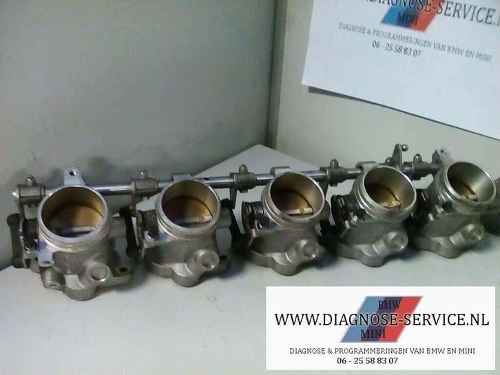 BMW M5 V10 E60 M6 V10 gasklephuis bank 2 links orig num 7834, Autos : Pièces & Accessoires, Systèmes à carburant, BMW, Utilisé