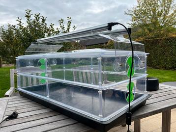Vitopod propagator 100w - 24cm+2 x 15cm hoogte beschikbaar voor biedingen