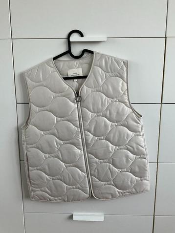 Débardeur sans manches doudoune taille M beschikbaar voor biedingen
