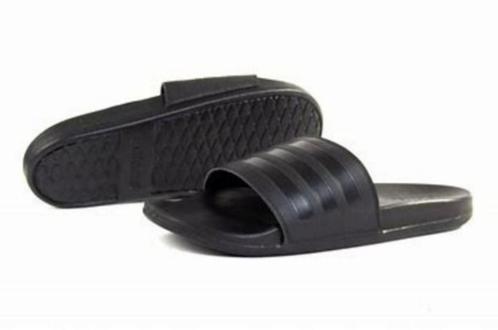 Zwarte slippers Adidas - nieuw - Adilette Comfort - 42, Kleding | Heren, Schoenen, Nieuw, Slippers, Zwart, Ophalen