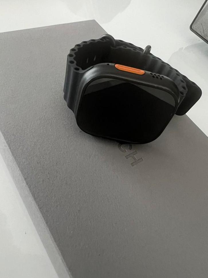 Apple Watch Ultra 2, Handtassen en Accessoires, Smartwatches, Zo goed als nieuw, Ophalen