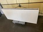 Radiateur longueur 1,40mx 60 x10 cm Sans fixation, Ophalen, Zo goed als nieuw
